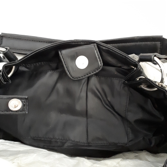 Women's Smart Set Black Handbag - Picture 5 of 7